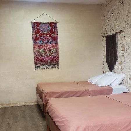 Casa Los Jarochos Валядолид Екстериор снимка