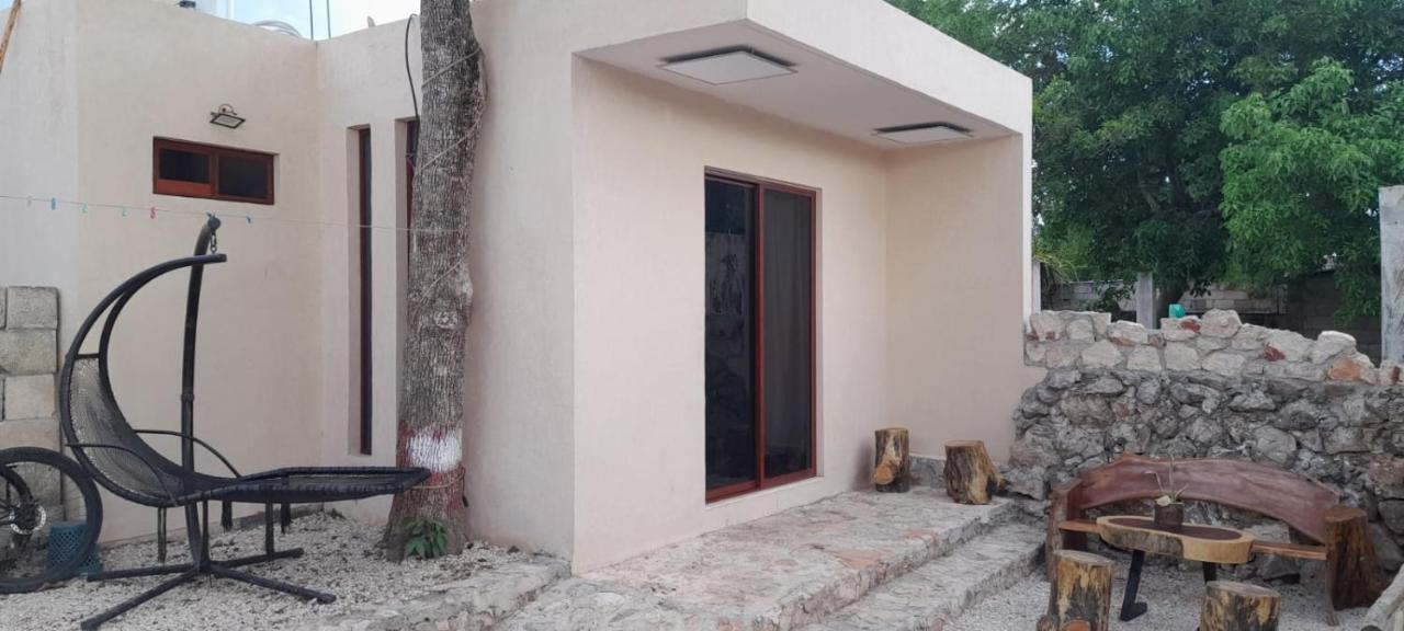 Casa Los Jarochos Валядолид Екстериор снимка